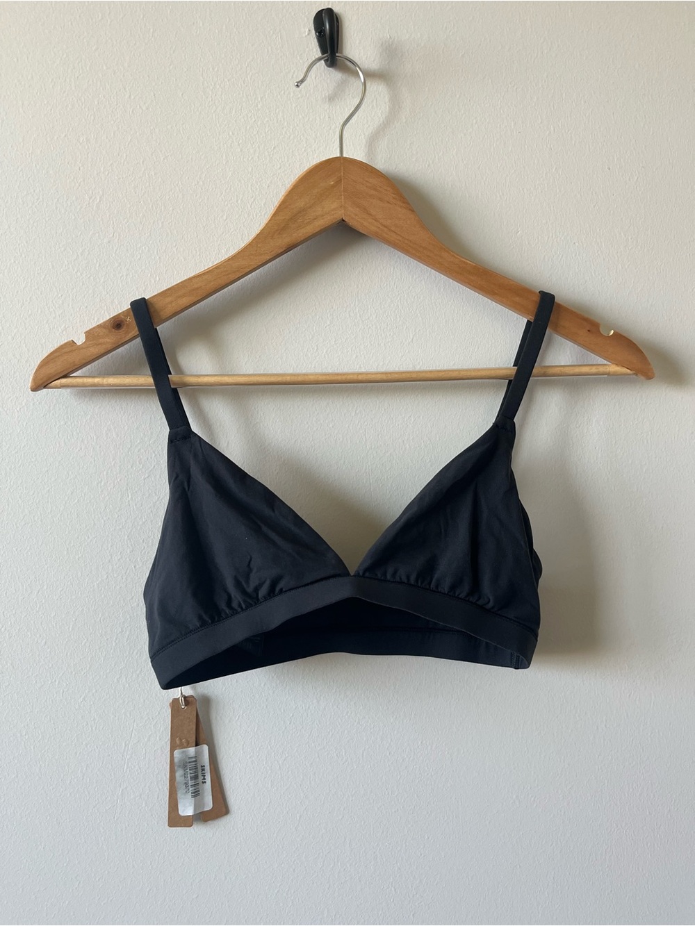 SKIMS Fits Everybody Triangle Bralette Small NWT Onyx Color
